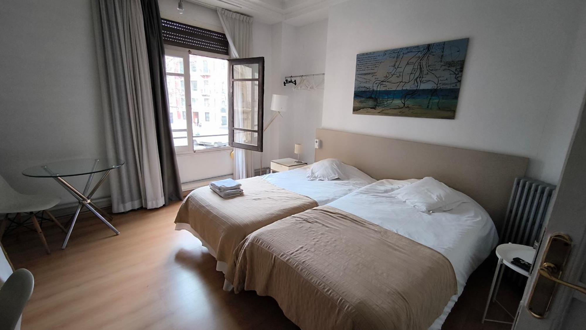 7 Moons B&B Valencia Exteriör bild